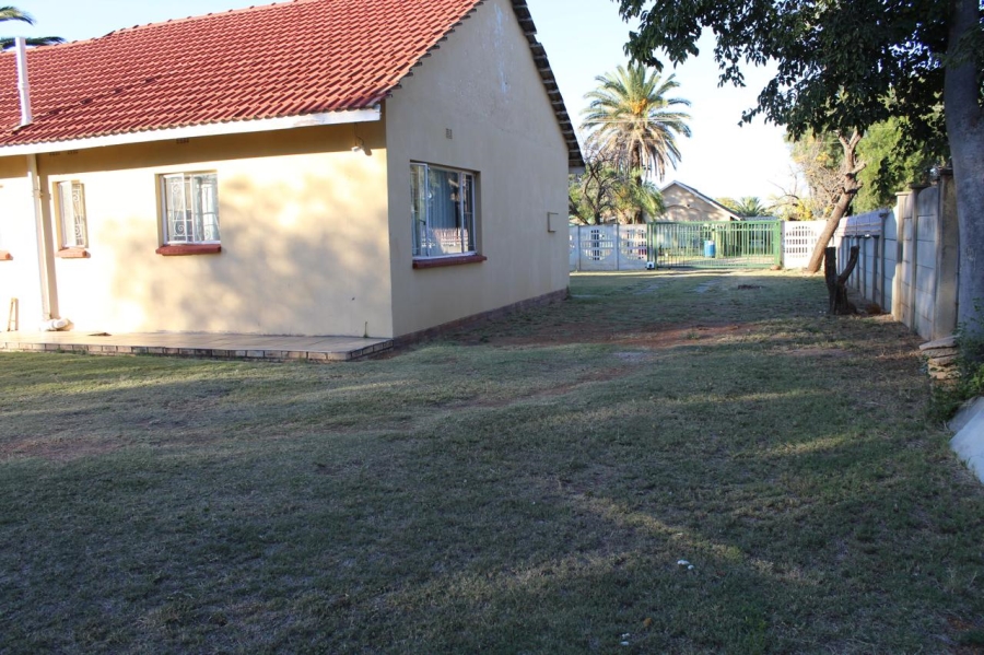 3 Bedroom Property for Sale in La Hoff North West